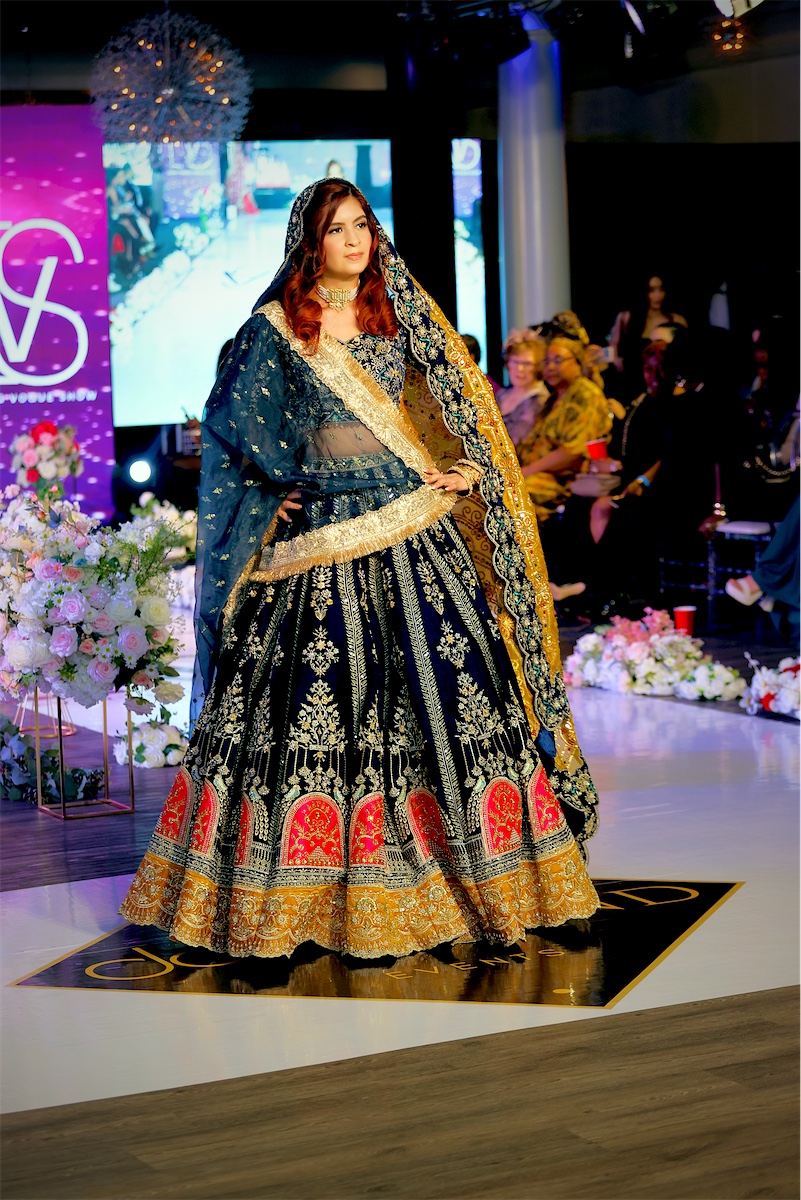 Runway / fashion show look